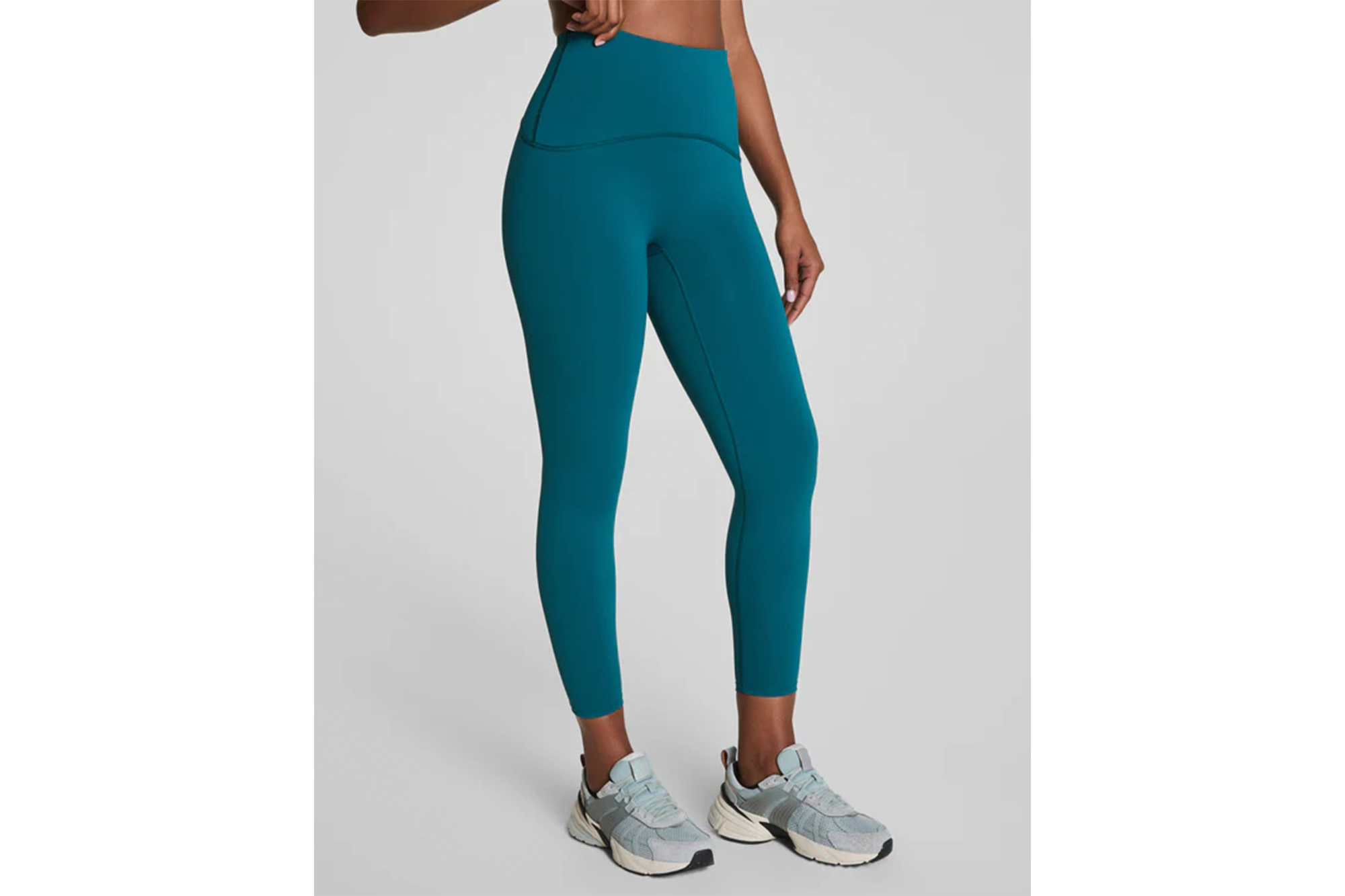 Spanx Booty Boost 7/8 Leggings with SecretSweat Tech in Light Emerald