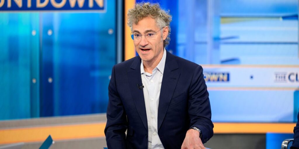 Palantir CEO slams ‘parasitic’ critics calling the tech a surveillance tool: ‘Not only is patriotism right, patriotism will make you rich’