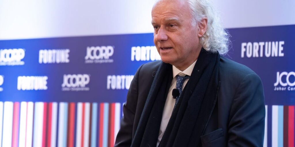 Jefferies’ Chris Wood called Japan’s crash and the U.S. housing bubble. He’s now warning of an ‘AI capex arms race’