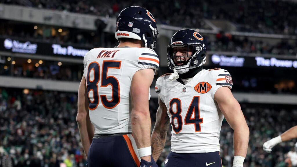 2025 NFL playoff picture: Who's in, who's out and who's in the hunt after Thanksgiving, Black Friday matchups