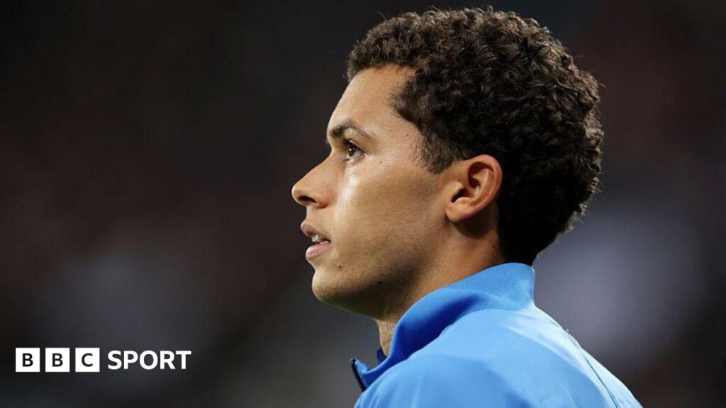 Brennan Johnson looks up to the sky