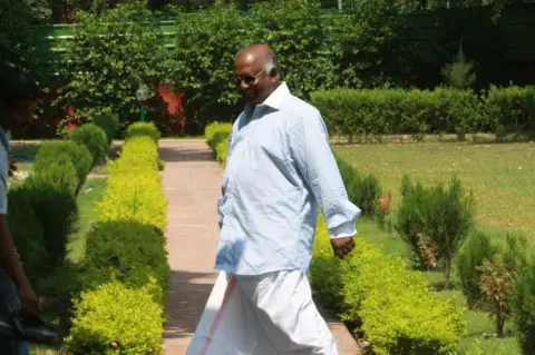 Hindustan Times via Getty Images Justice K.G. Balakrishnan, Chief Justice of India, during a profile shoot at his residence, on September 13, 2008 in New Delhi, India