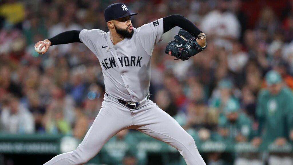 Fantasy Baseball Offseason Tracker: Mets take a chance on Devin Williams; Orioles sign Ryan Helsley to close