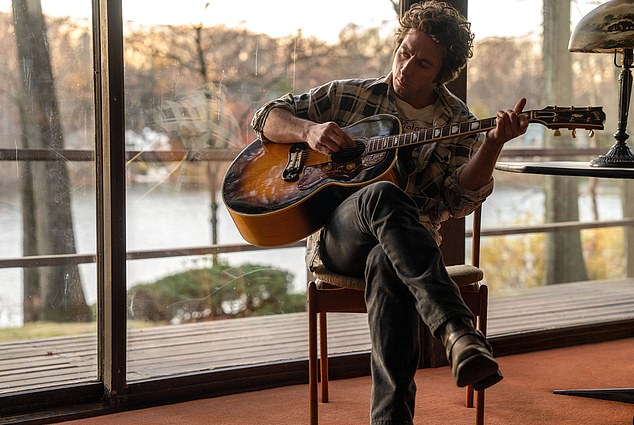 The Bear's Jeremy Allen White portrays legendary musician Bruce Springsteen in this gripping biopic