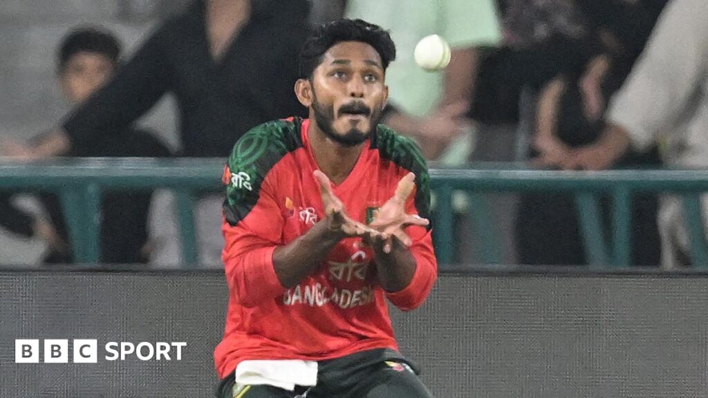 Tanzid Hasan catches the ball