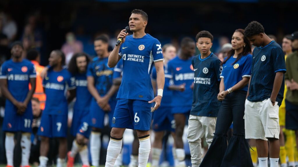 Transfer rumors, news: Chelsea to re-sign Thiago Silva before World Cup?