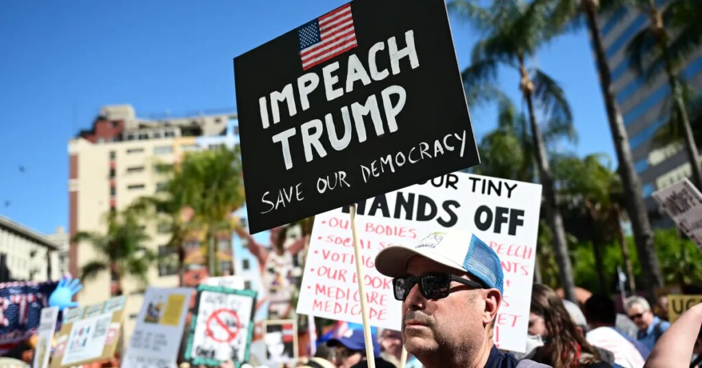 Democrats have the evidence to call for Trump’s impeachment. But that’s not what they should pursue.