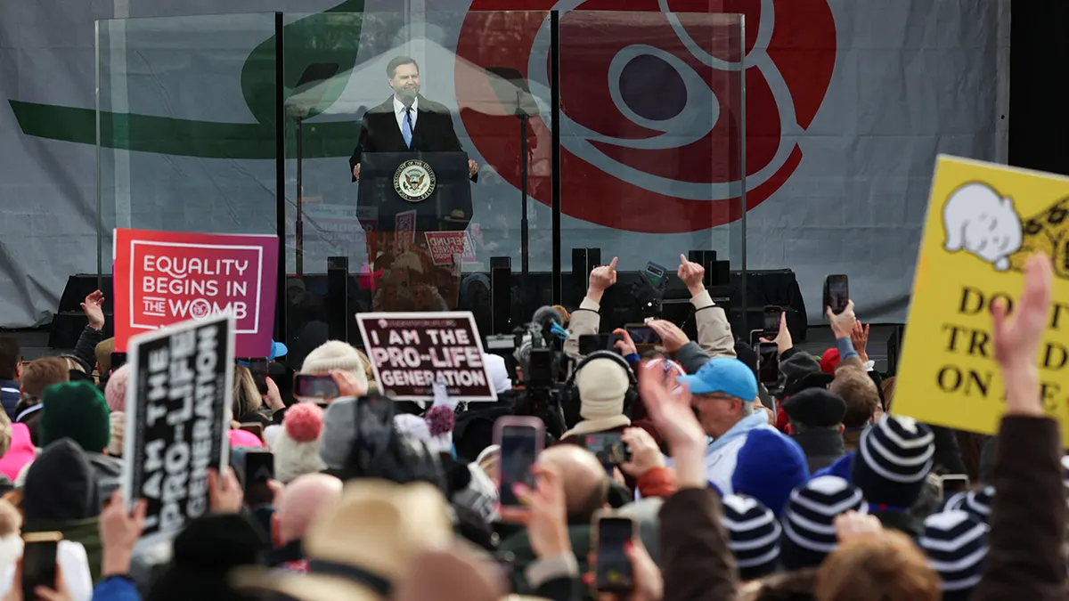 Vance addressing corwd