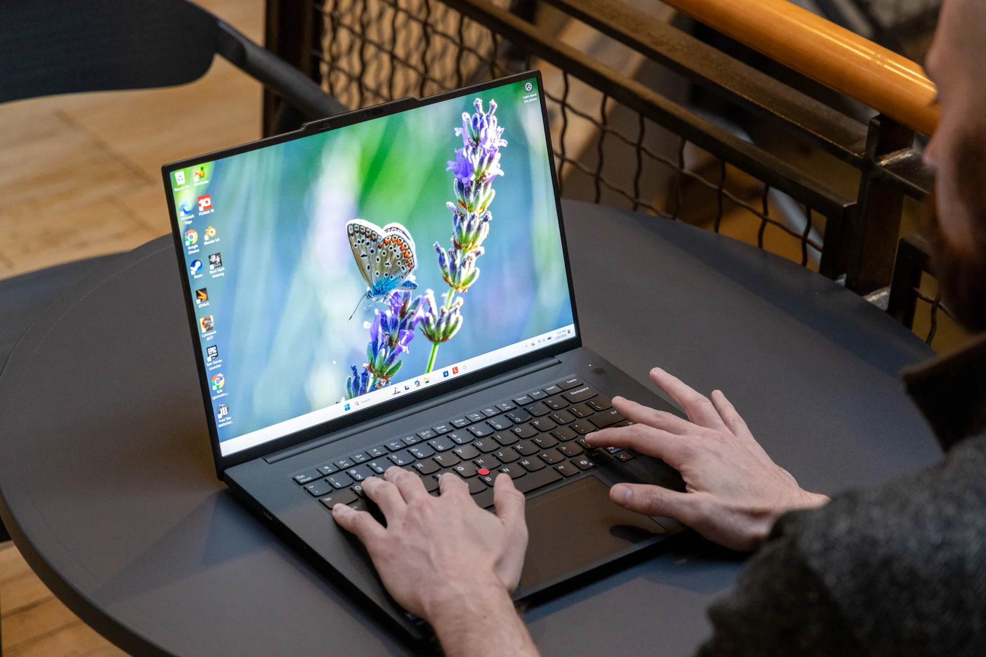 Lenovo Thinkpad P1 Gen 8 Review 01