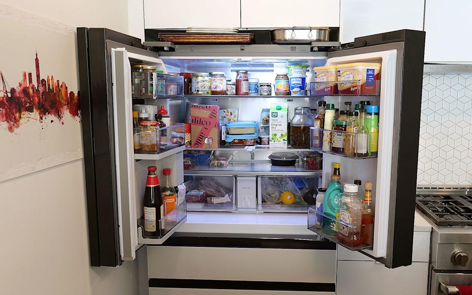 Even with the FlexZone drawer stealing some space, the main section of this Bespoke model still features 16.5 cubic feet of storage. 