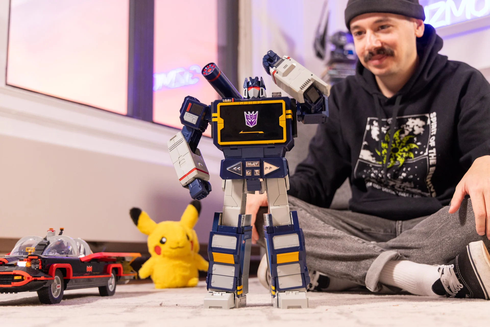 Robosen Soundwave Cassette Speaker Review 9