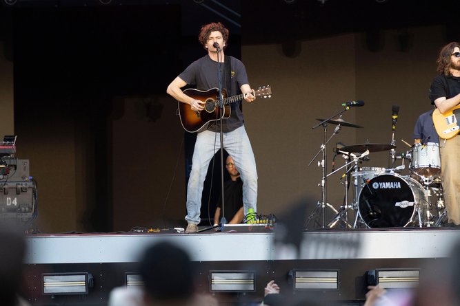 Vance Joy warmed up the crowd before superstar Ed Sheeran. 