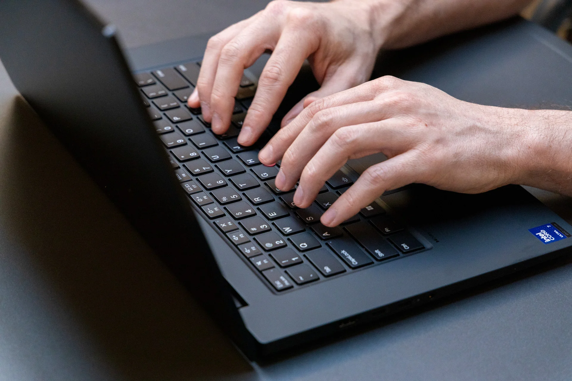 Lenovo Thinkpad P1 Gen 8 Review 03