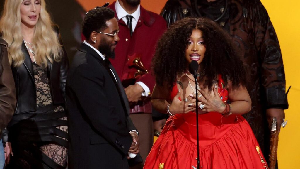 Kendrick Lamar breaks Jay Z's Grammy record